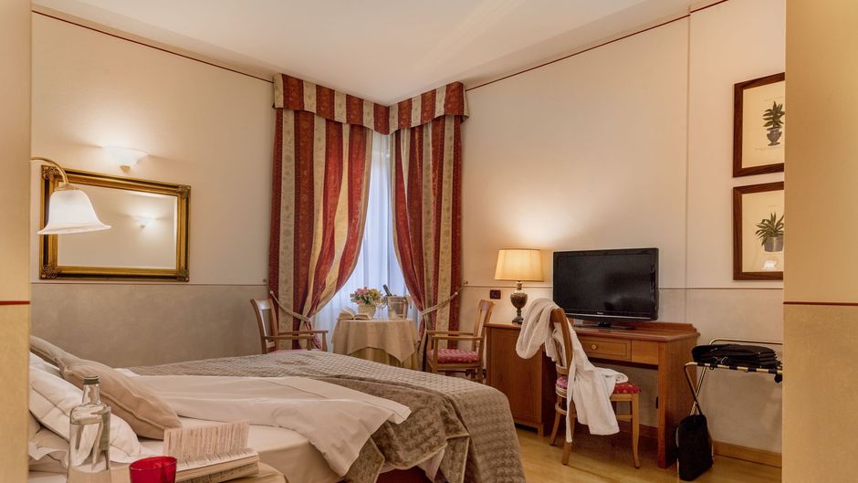 Ambasciatori Hotel Room