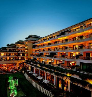 Vivanta by Taj Surajkund