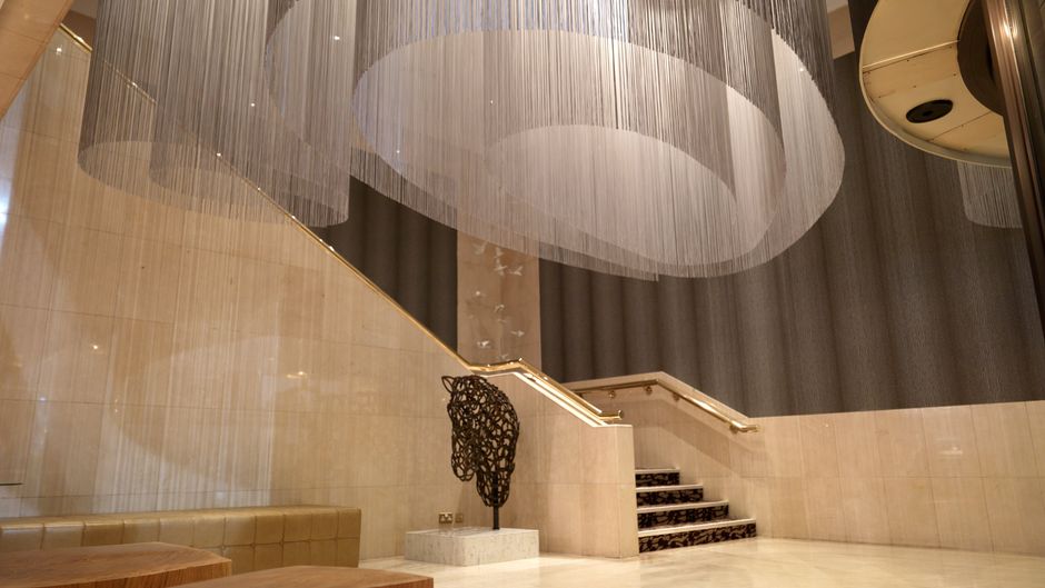 Crowne Plaza Chester Lobby