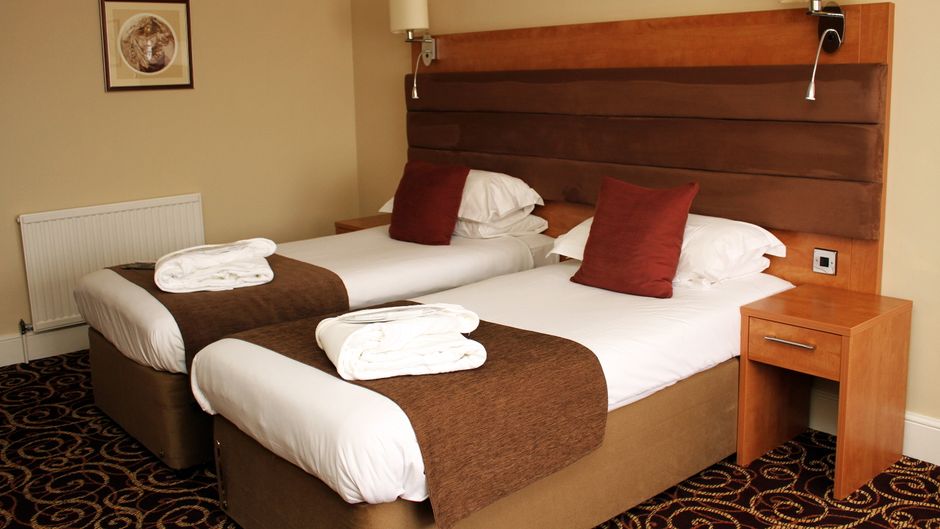 The Legacy Rose and Crown Hotel Room