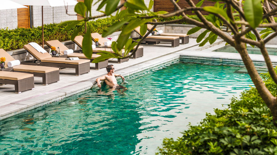 Four Seasons Hotel Shenzhen Pool