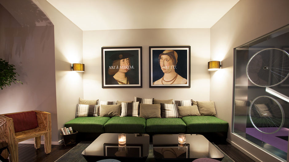 Internacional Design Hotel Lobby