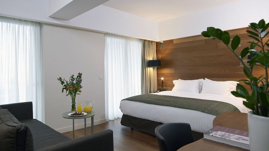 Samaria Hotel Room