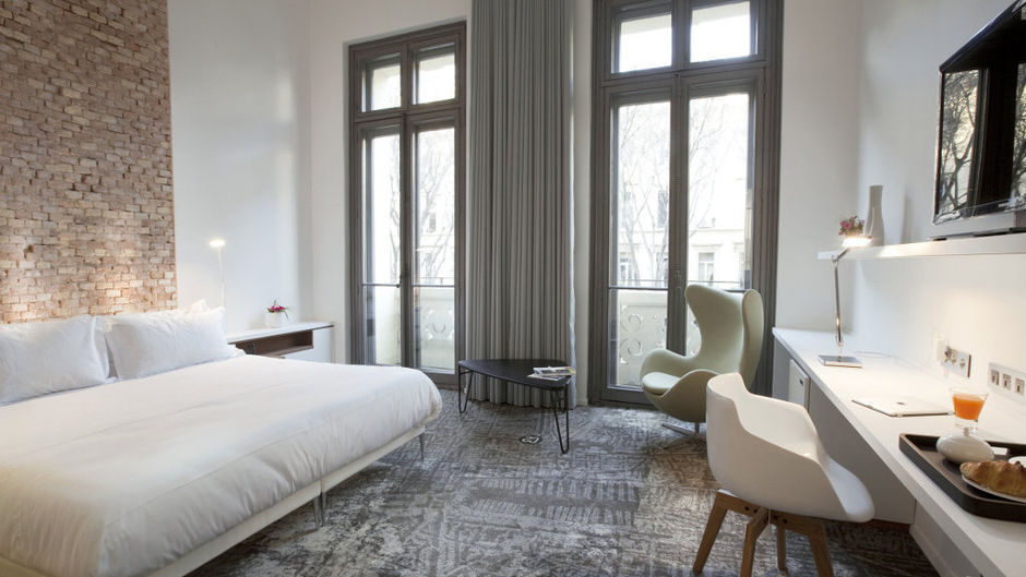 Hotel C2 Room