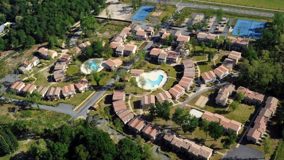 Residence Domaine d'Albret Golf & Resort Exterior