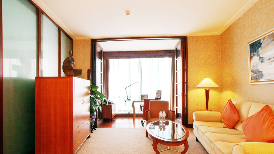 Nikko Hotel Dalian Lobby