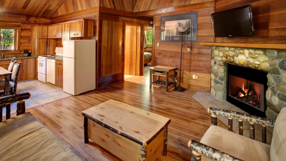 Tigh-Na-Mara Seaside Spa Resort Room