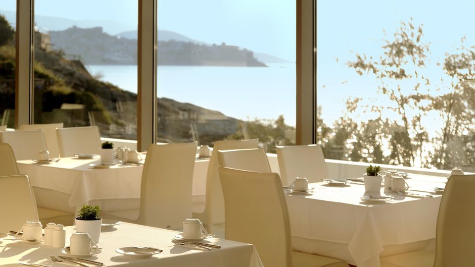 Lucy Hotel Restaurant