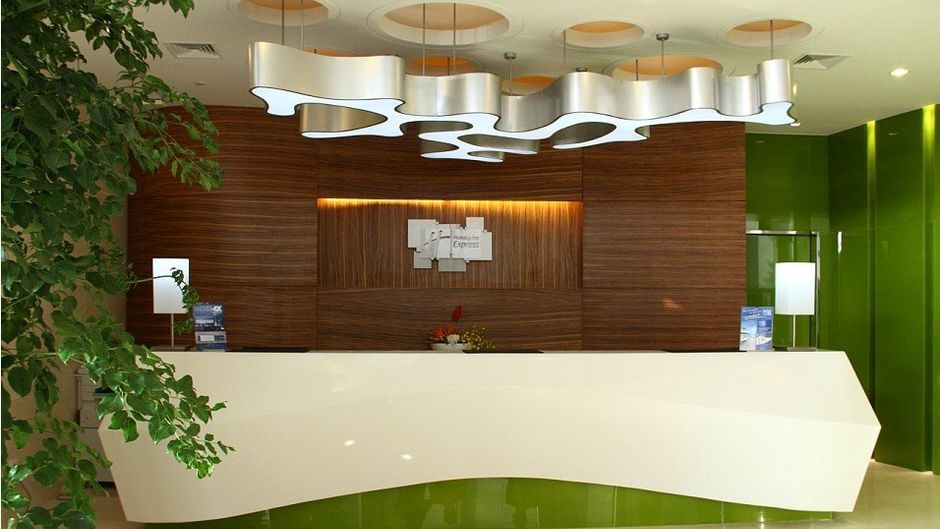 Holiday Inn Exp Nantong Xinghu Lobby