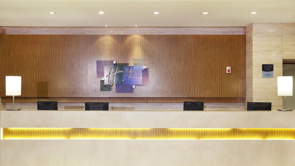 Holiday Inn Express Tianjin Dongli Lobby