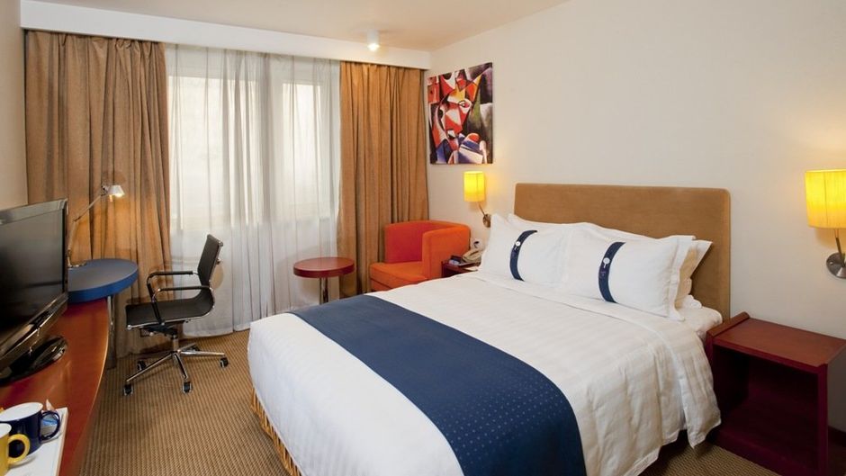 Holiday Inn Express Tianjin Dongli Room