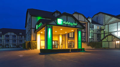 Holiday Inn Swan Court