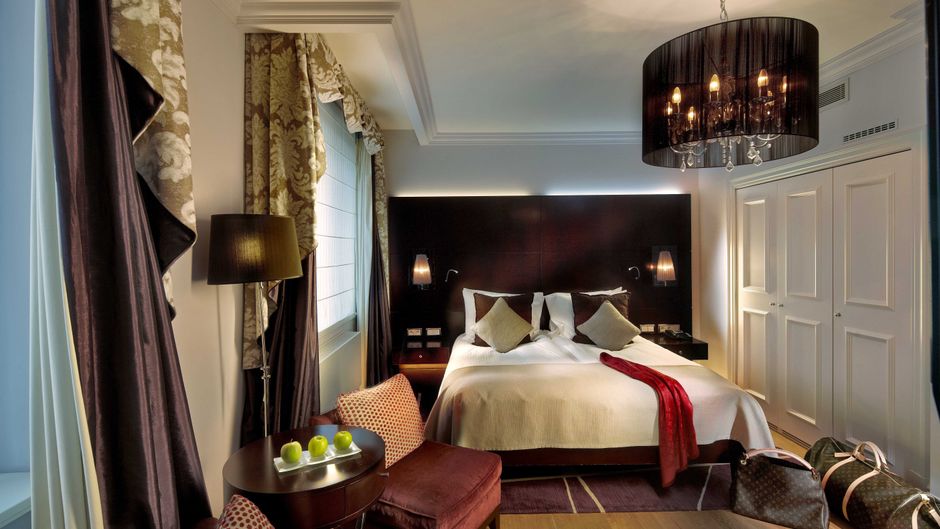The Grand Mark Prague Room