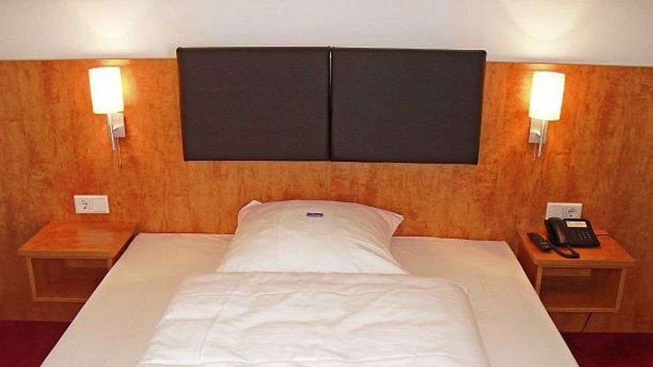 Hotel Neuwirtshaus Room