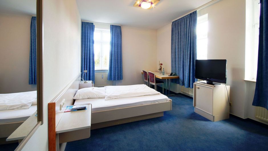 Hotel Neuwirtshaus Room