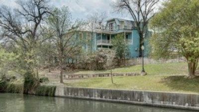 Inn on the Riverwalk