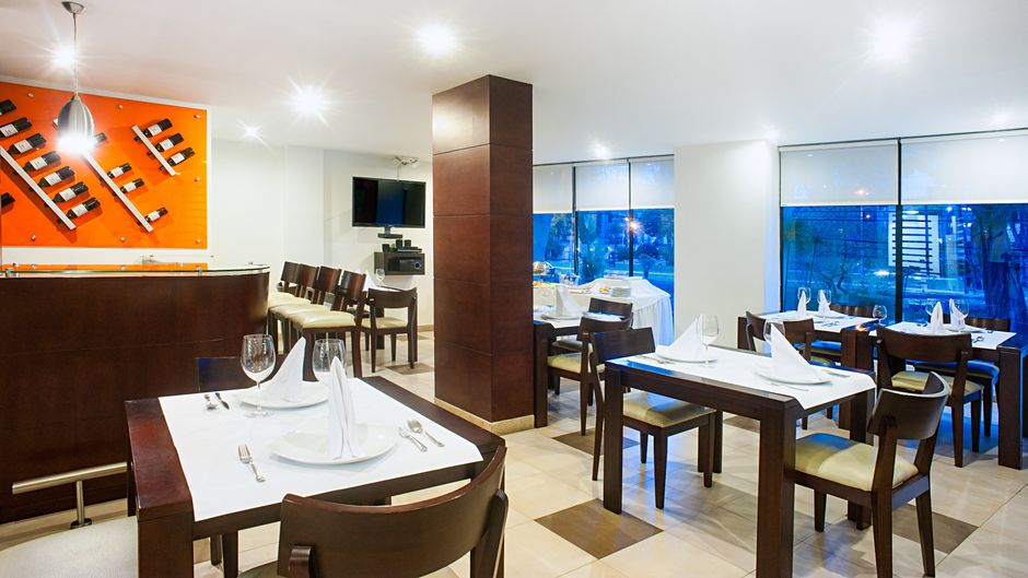 Hotel Tivoli Suites Restaurant