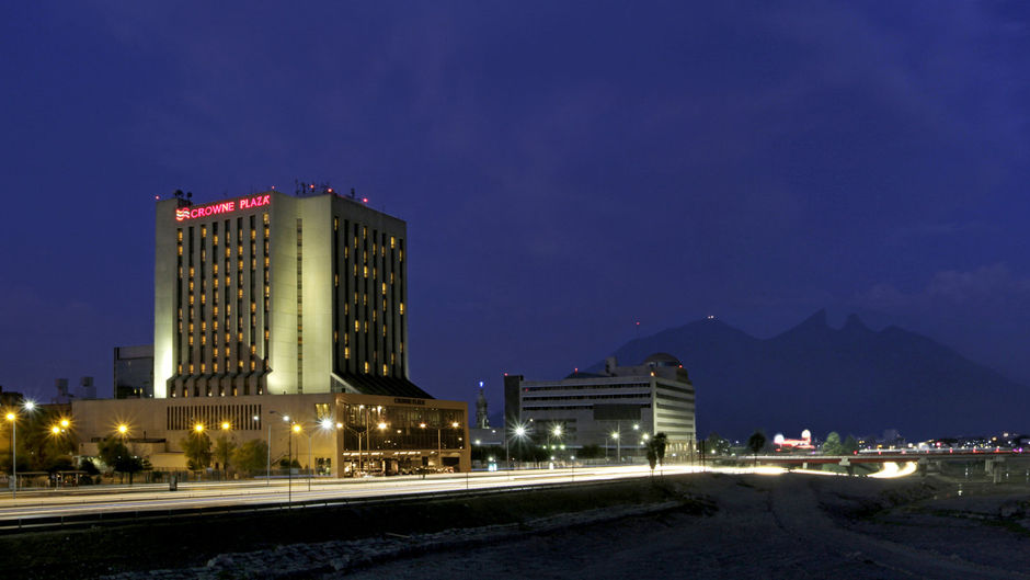 Crowne Plaza Monterrey Exterior