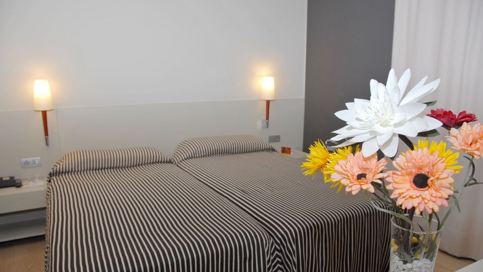 Hotel El Castell Room
