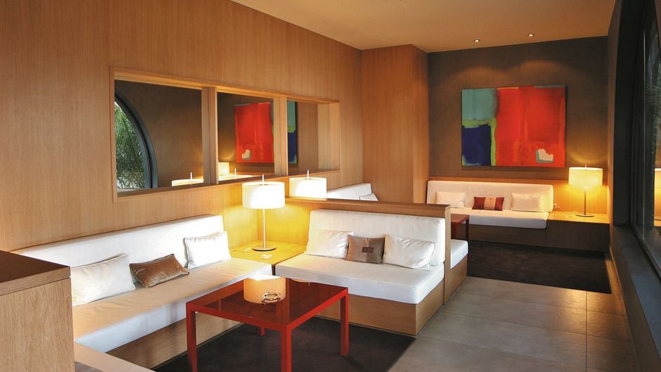 Hotel El Castell Lobby