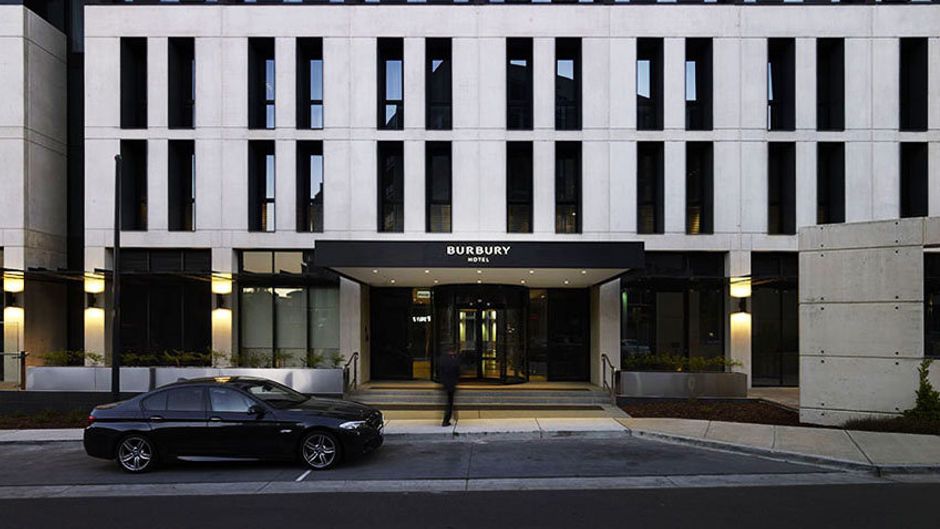 Burbury Hotel Exterior