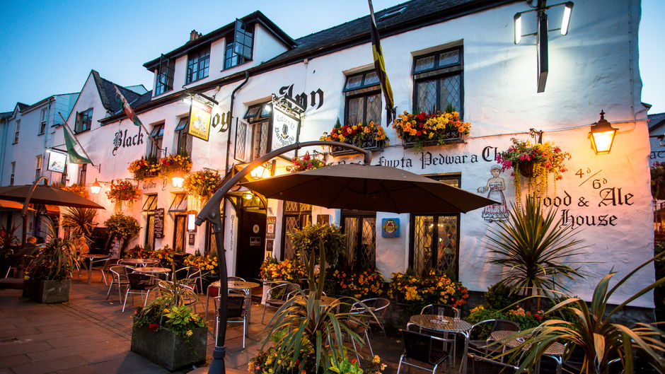 The Black Boy Inn Exterior