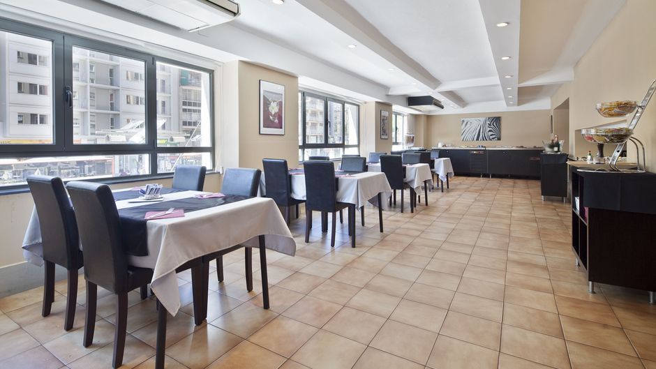 Best Auto Home Restaurant