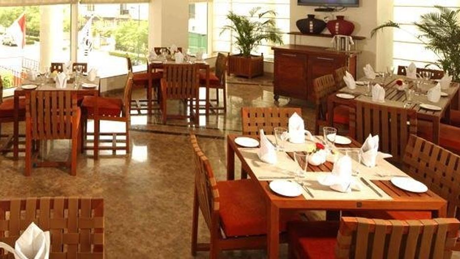 Jaypee Greens Golf & Spa Resort Restaurant