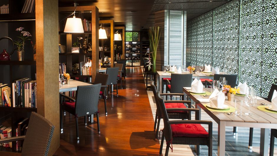 Maduzi Hotel Bangkok Restaurant