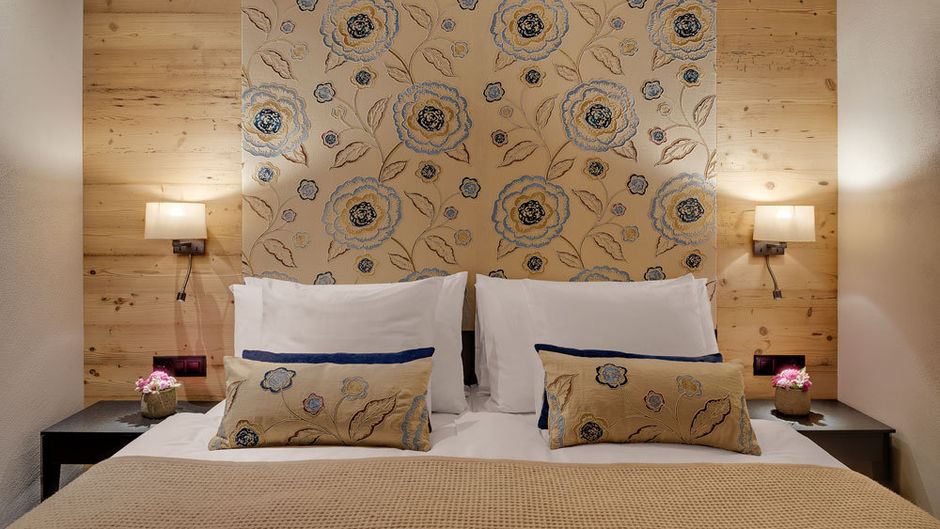 Morosani Schweizerhof Hotel Room