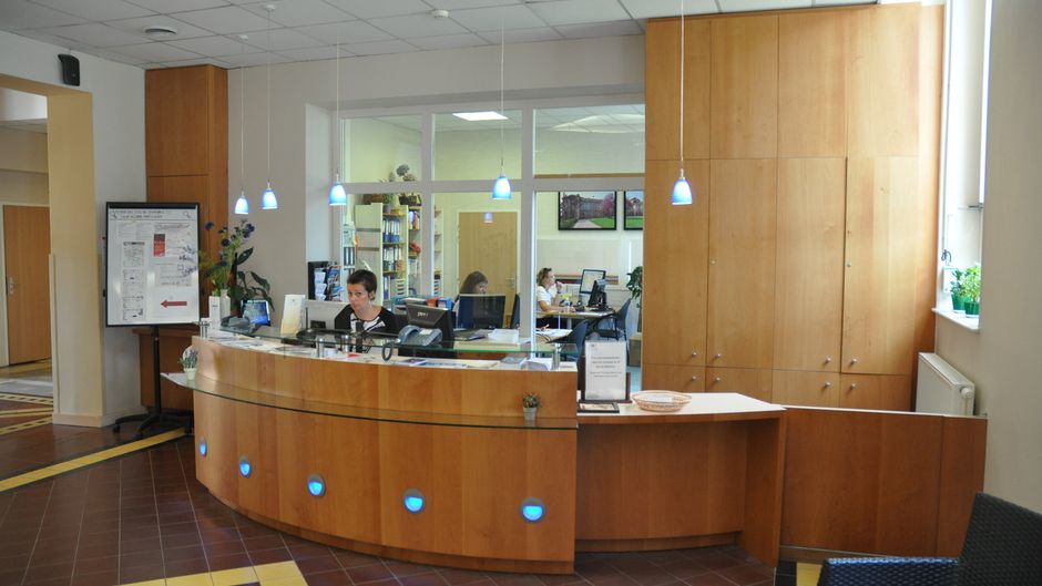 Domaine Lyon Saint Joseph Lobby