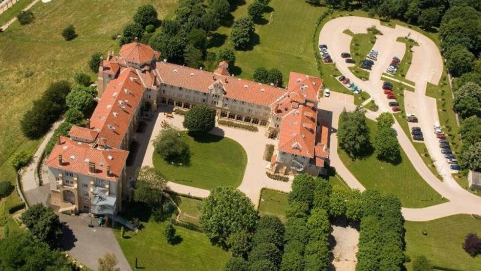 Domaine Lyon Saint Joseph Exterior
