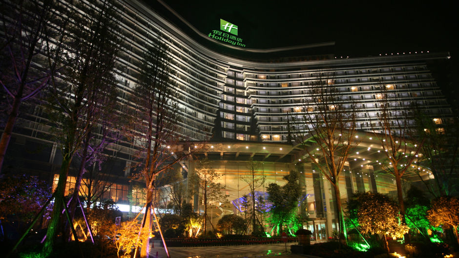 Holiday Inn Century City-WestTower Exterior