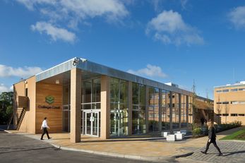 College Court Hotel Conference Centre