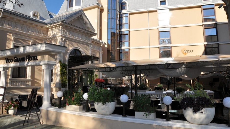 Vigo Grand Hotel Exterior