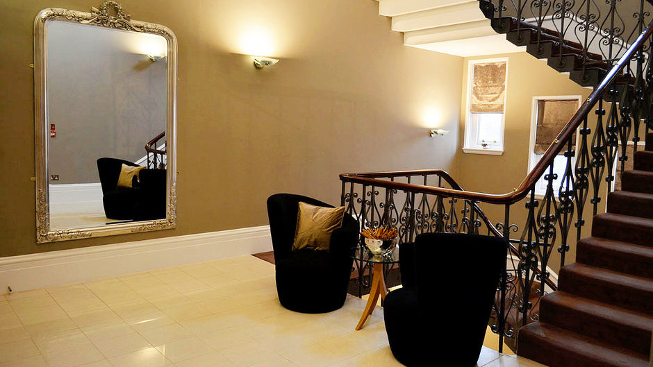 Quebecs Luxury Apartments Lobby