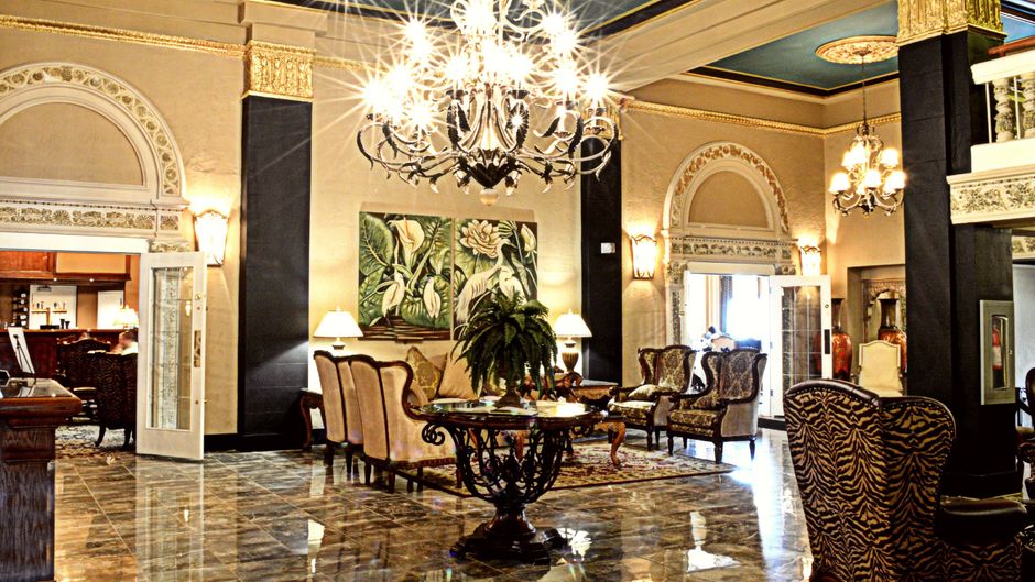Grant Hall Hotel Lobby