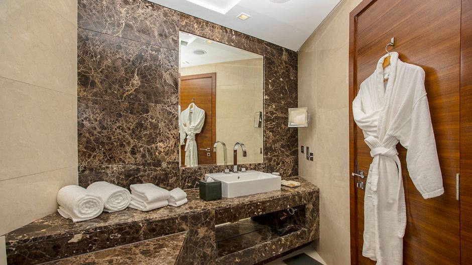 Grand Millennium Sulaimani Hotel Room