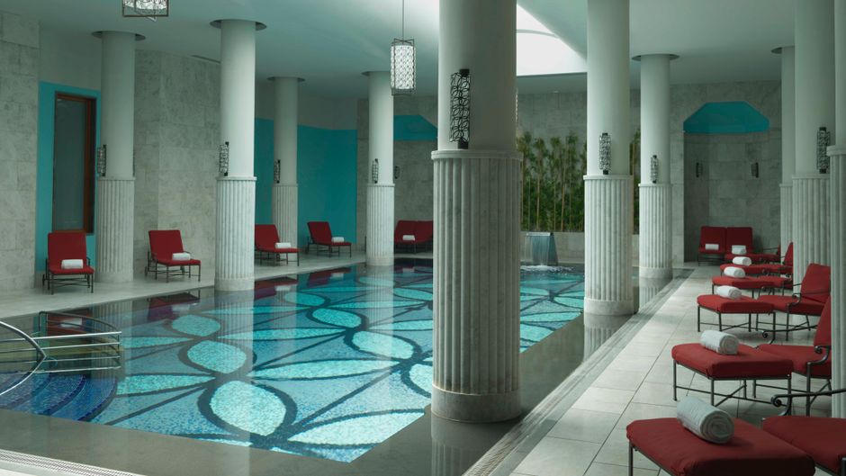 Four Seasons Hotel Bosphorus Pool