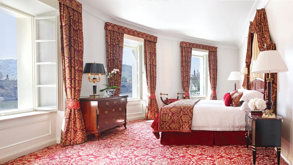 Four Seasons Hotel Prague Suite