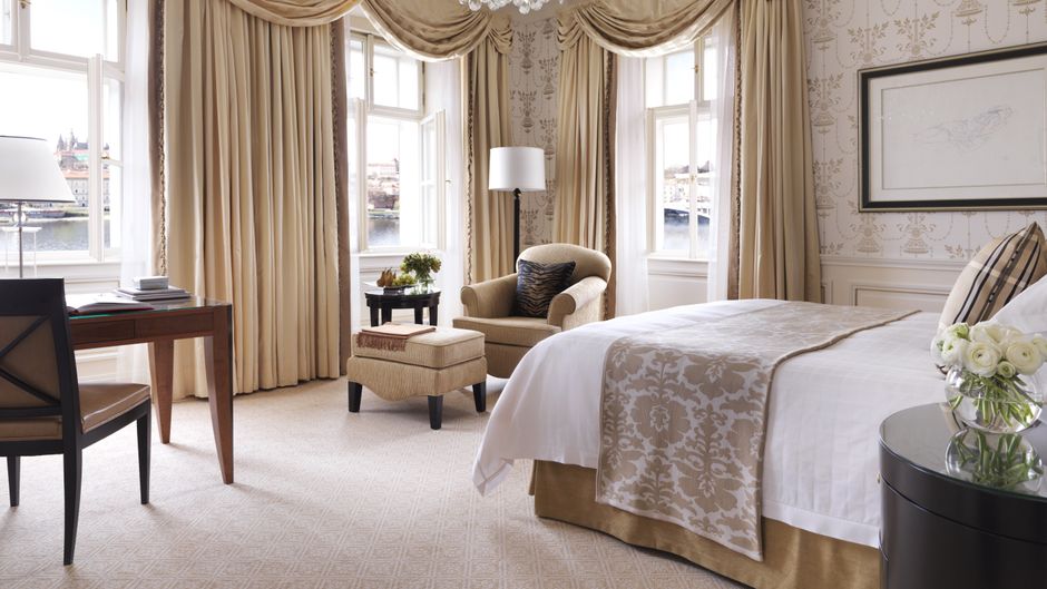 Four Seasons Hotel Prague Room
