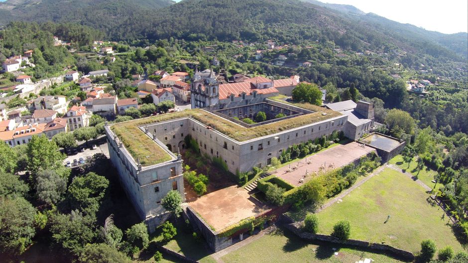 Pousada Amares/Hotel Santa Maria Bouro Exterior