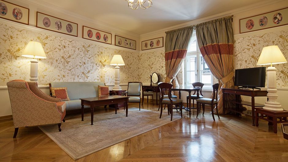 The Bonerowski Palace Room