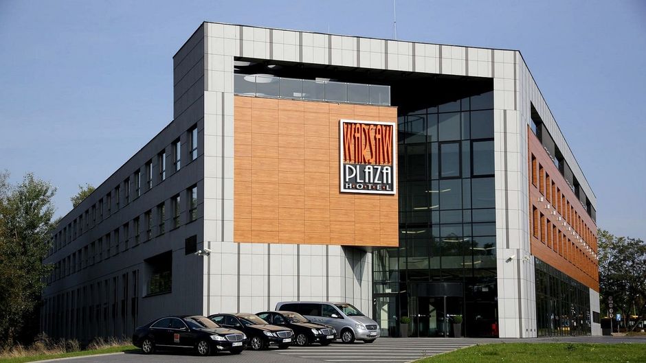 Warsaw Plaza Hotel Exterior