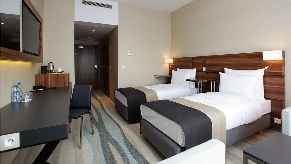Warsaw Plaza Hotel Room