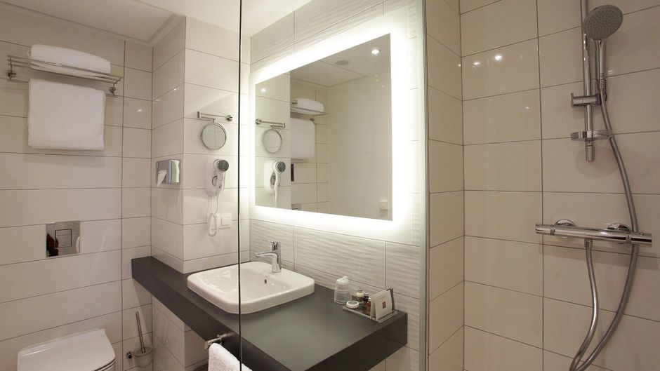 Warsaw Plaza Hotel Room