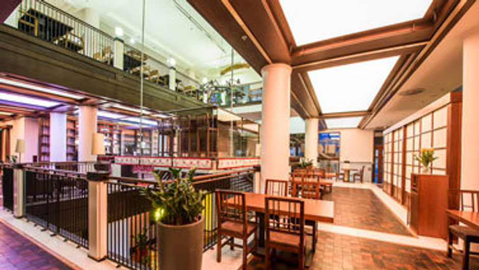 Bristol Tradition & Luxury Hotel Lobby