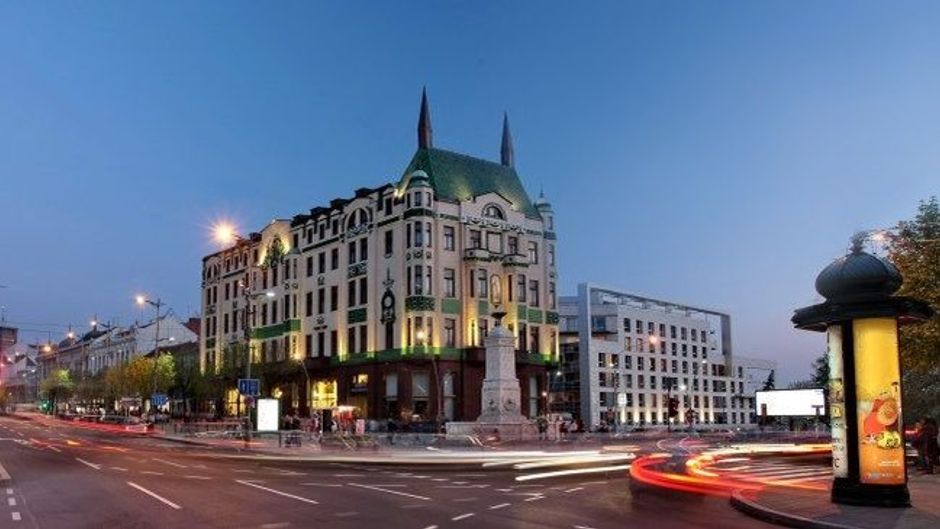 Moskva Hotel Exterior