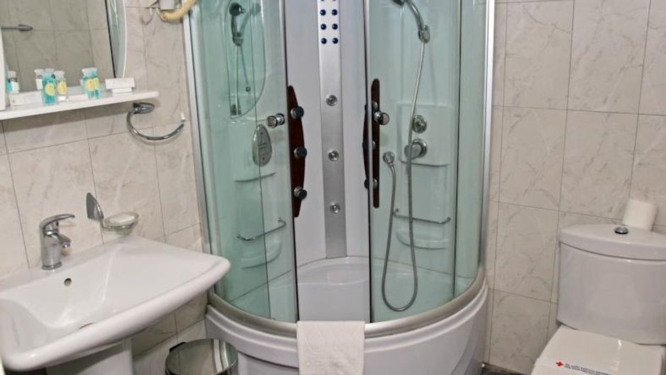 Balkan Hotel Garni Room