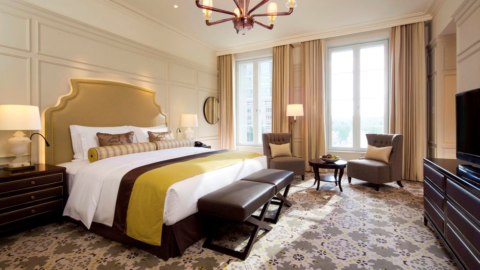 The Tokyo Station Hotel Suite